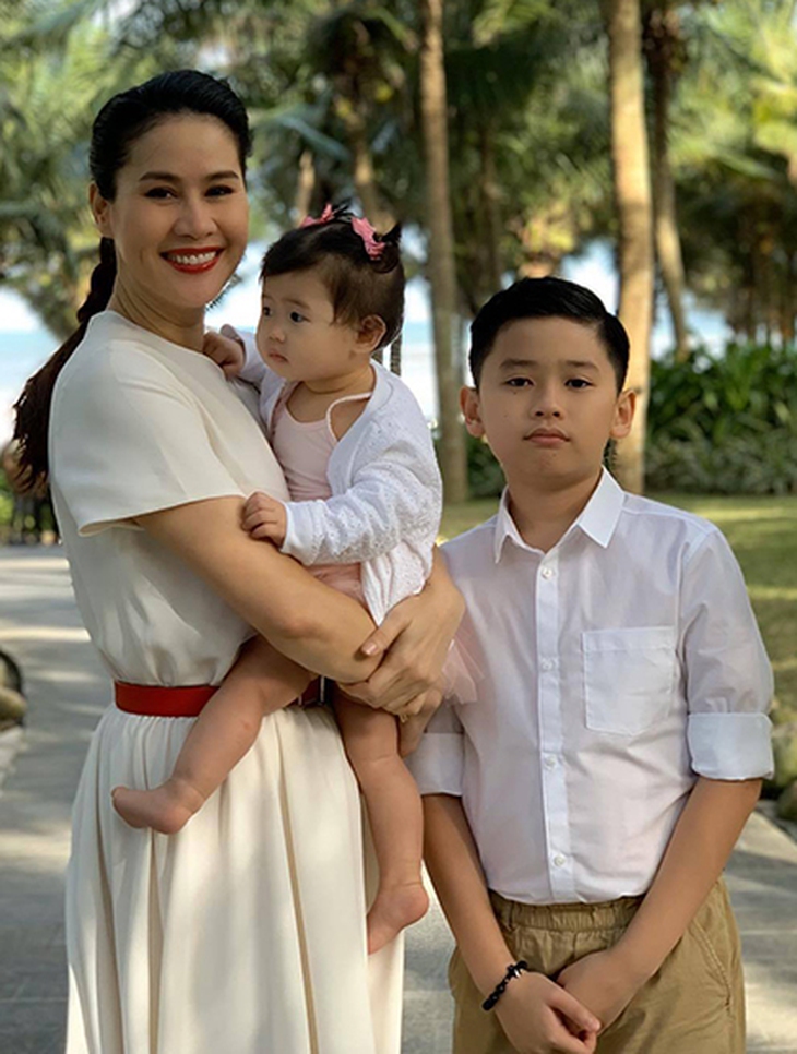 Bà mẹ đơn thân Á hậu Diễm Châu sinh thêm cặp song sinh 'thiên thần' - Ảnh 9.