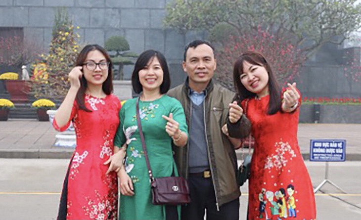 Hạnh phúc của gia đình sinh con một bề là gái - Ảnh 1.