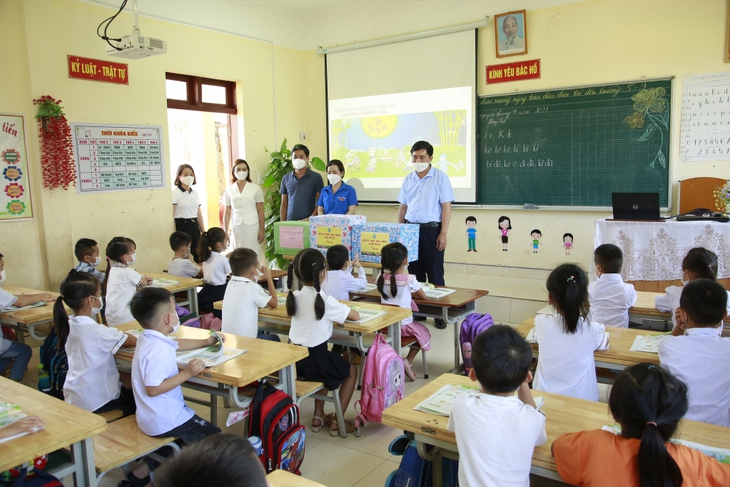 Học sinh 8 xã, thị trấn Tiên Yên, Quảng Ninh phải tạm dừng đến trường - Ảnh 1. Học sinh 8 xã, thị trấn Tiên Yên, Quảng Ninh phải tạm dừng đến trường - Ảnh 1.