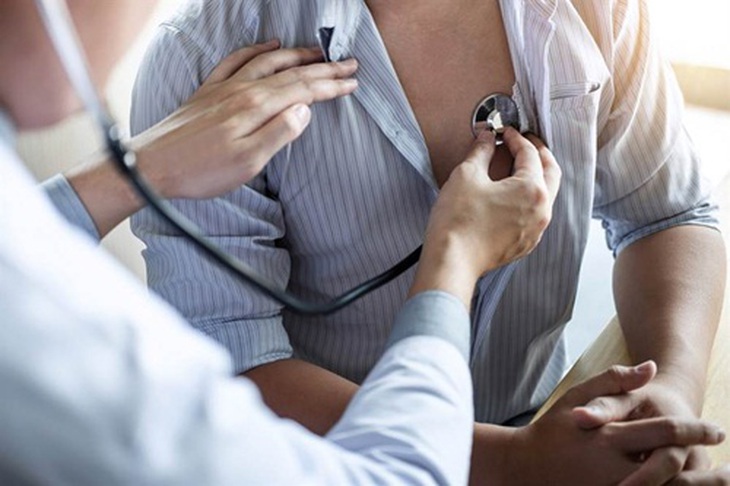 Bước qua "rào cản" tâm lý e ngại khám sức khoẻ trước khi kết hôn - Ảnh 1.