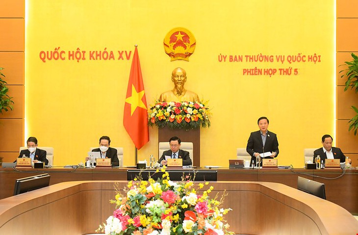 Chính phủ đề nghị bổ sung dự án Luật Khám bệnh, chữa bệnh (sửa đổi) - Ảnh 2. Chính phủ đề nghị bổ sung dự án Luật Khám bệnh, chữa bệnh (sửa đổi) - Ảnh 2.