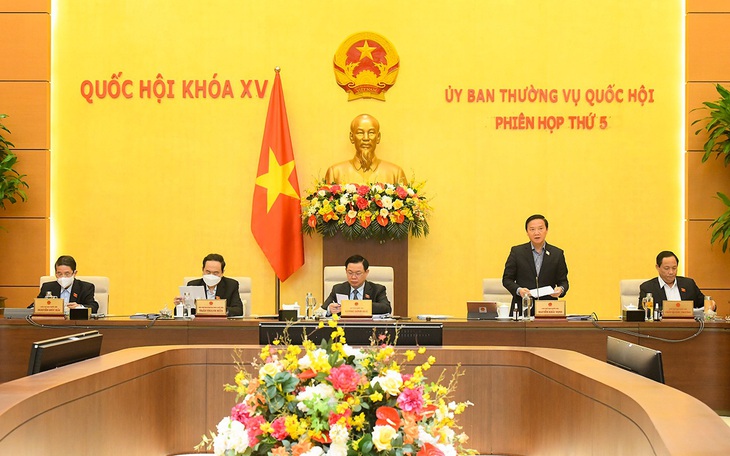Cần tiếp tục bổ sung, hoàn chỉnh nội dung vào hồ sơ dự án Luật khám bệnh, chữa bệnh (sửa đổi)