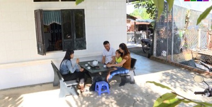 Sinh con một bề là gái vẫn luôn đầy ắp niềm vui, hạnh phúc - Ảnh 1. Sinh con một bề là gái vẫn luôn đầy ắp niềm vui, hạnh phúc - Ảnh 1.