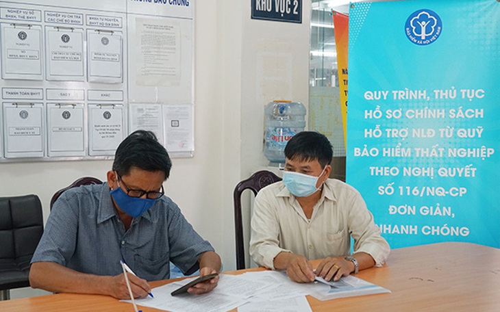 Người lao động cần lưu ý thời hạn nhận hồ sơ hỗ trợ từ Quỹ bảo hiểm thất nghiệp