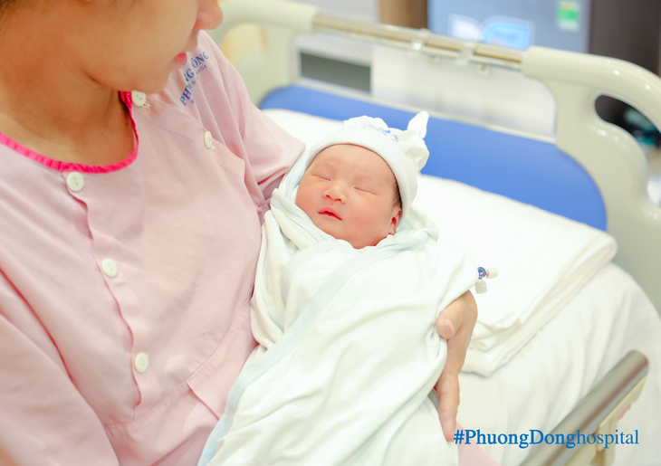 Mổ cấp cứu cho sản phụ bị cường giáp nguy hiểm - Ảnh 3.