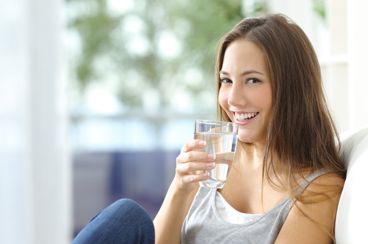 Thói quen nhỏ - hỗ trợ làm chậm quá trình lão hóa, dưỡng da tươi tắn tuổi 30 - Ảnh 1.