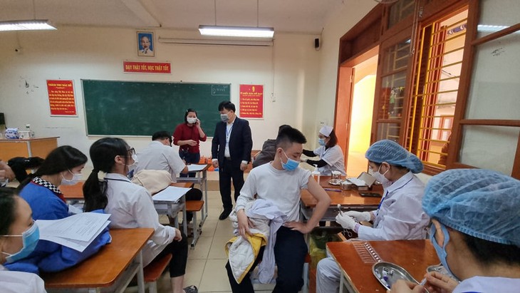 Hải Phòng thêm 30 ca mắc COVID-19, tăng tốc tiêm phủ vaccine cho học sinh - Ảnh 2. Hải Phòng thêm 30 ca mắc COVID-19, tăng tốc tiêm phủ vaccine cho học sinh - Ảnh 2.