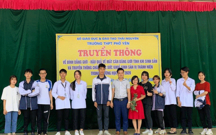 Nâng cao nhận thức bình đẳng giới cho học sinh, biện pháp giúp kiểm soát mất cân bằng giới tính khi sinh 
