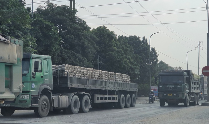 Bộ GTVT yêu cầu ngăn xe quá tải gia tăng sau giãn cách xã hội - Ảnh 3. Bộ GTVT yêu cầu ngăn xe quá tải gia tăng sau giãn cách xã hội - Ảnh 3.
