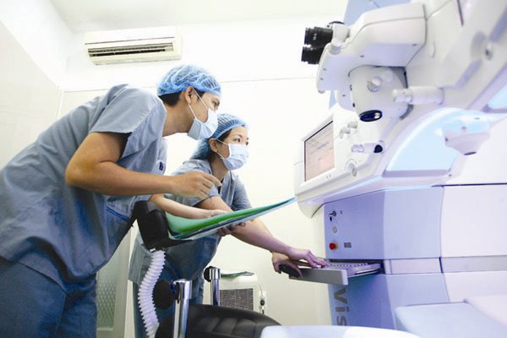 Gỡ 'khó' một loạt vấn đề liên quan đến đấu thầu, mua sắm thuốc, trang thiết bị y tế và thanh toán BHYT - Ảnh 1. Gỡ 'khó' một loạt vấn đề liên quan đến đấu thầu, mua sắm thuốc, trang thiết bị y tế và thanh toán BHYT - Ảnh 1.