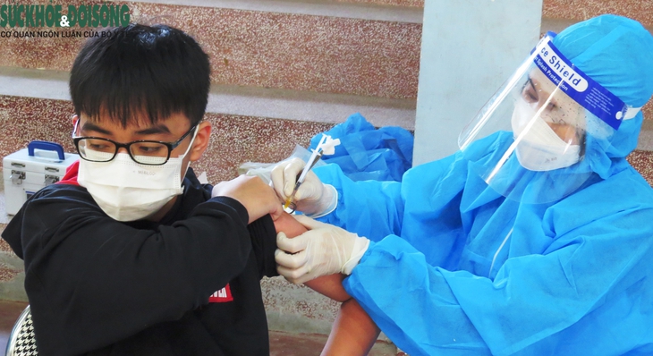 Nghệ An bắt đầu tiêm vaccine cho trẻ đảm bảo tuyệt đối an toàn   - Ảnh 2.