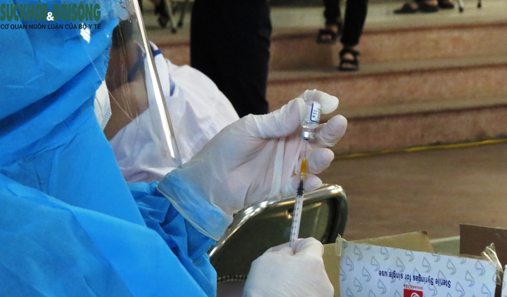Nghệ An bắt đầu tiêm vaccine cho trẻ đảm bảo tuyệt đối an toàn   - Ảnh 5.