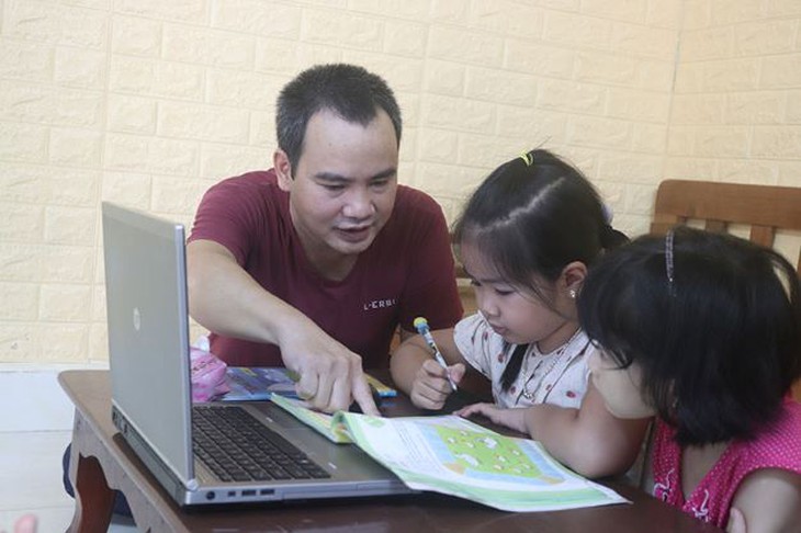 Nâng cao vị thế của trẻ em gái góp phần giảm thiểu mất cân bằng giới tính khi sinh - Ảnh 1.