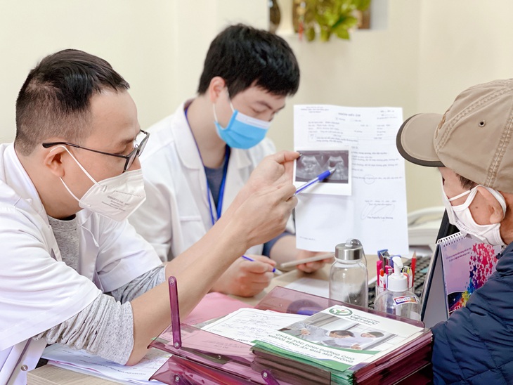 Nam giới cần chú ý những dấu hiệu này để không là nạn nhân của ung thư tiền liệt tuyến - Ảnh 3. Nam giới cần chú ý những dấu hiệu này để không là nạn nhân của ung thư tiền liệt tuyến - Ảnh 3.