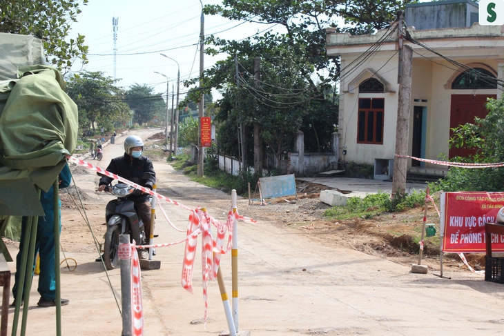 Quảng Ninh: Hình ảnh tại chốt kiểm soát dịch xã Tân Bình, huyện Đầm Hà - Ảnh 1. Quảng Ninh: Hình ảnh tại chốt kiểm soát dịch xã Tân Bình, huyện Đầm Hà - Ảnh 1.