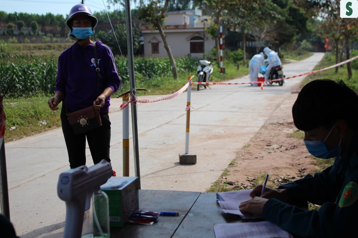 Quảng Ninh: Hình ảnh tại chốt kiểm soát dịch xã Tân Bình, huyện Đầm Hà - Ảnh 7. Quảng Ninh: Hình ảnh tại chốt kiểm soát dịch xã Tân Bình, huyện Đầm Hà - Ảnh 7.