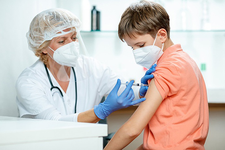 CDC Hoa Kỳ khuyến cáo, hầu hết trẻ em và thanh thiếu niên đều có thể tiêm vaccine COVID-19 - Ảnh 1. CDC Hoa Kỳ khuyến cáo, hầu hết trẻ em và thanh thiếu niên đều có thể tiêm vaccine COVID-19 - Ảnh 1.