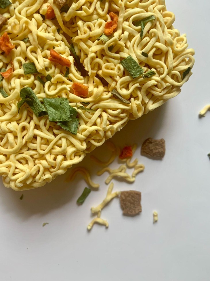 Ăn lượng lớn mỳ tôm sẽ gây ung thư? – Giải đáp từ chuyên gia - Ảnh 1.
