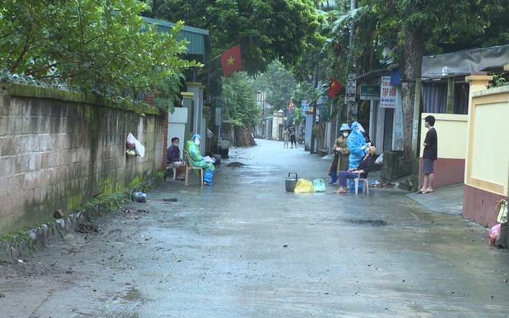 Hà Nam xuất hiện thêm chùm lây mới, tổng số ca mắc vượt 1.000
