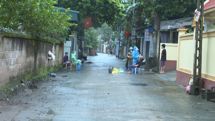 Hà Nam xuất hiện thêm chùm lây mới, tổng số ca mắc vượt 1.000 - Ảnh 2.