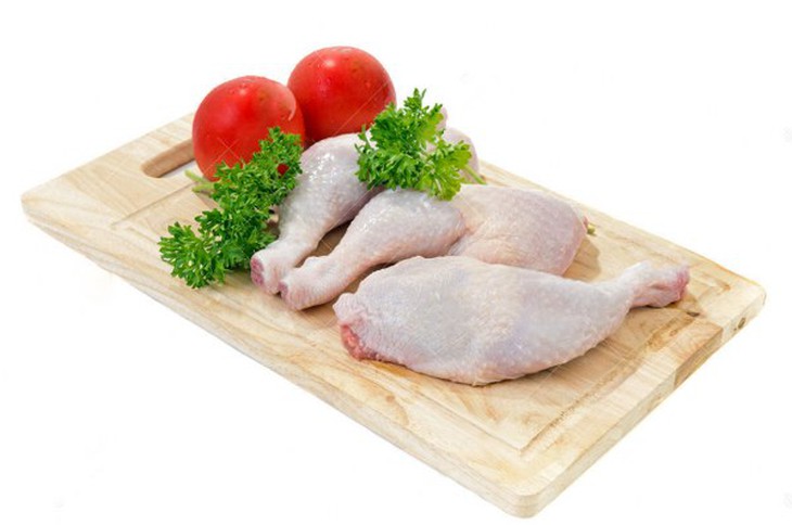 Phòng ngộ độc thực phẩm do thịt gà - Ảnh 2.