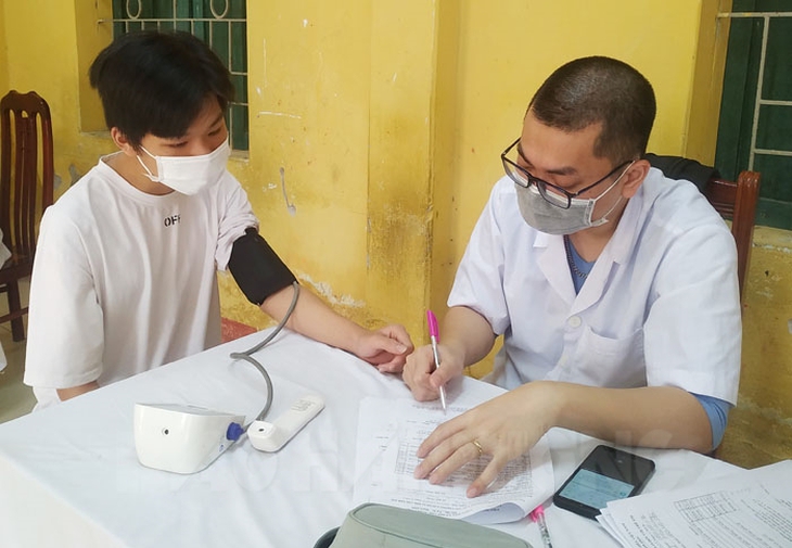 Hải Dương: 62 ca mắc mới, ổ dịch phức tạp ở Tứ Kỳ vẫn tăng ca mắc - Ảnh 2. Hải Dương: 62 ca mắc mới, ổ dịch phức tạp ở Tứ Kỳ vẫn tăng ca mắc - Ảnh 2.