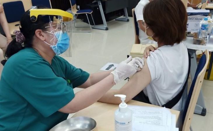 Tập luyện thế nào sau tiêm vaccine phòng COVID-19? - Ảnh 1. Tập luyện thế nào sau tiêm vaccine phòng COVID-19? - Ảnh 1.