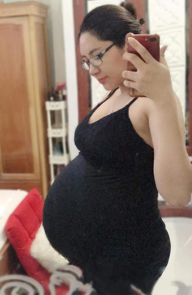 Hoa hậu Đặng Thu Thảo khi mang bầu