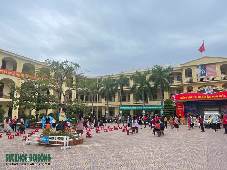 Thêm nhiều trường ở Hải Phòng thông báo Khẩn vì F0 là học sinh - Ảnh 3. Thêm nhiều trường ở Hải Phòng thông báo Khẩn vì F0 là học sinh - Ảnh 3.