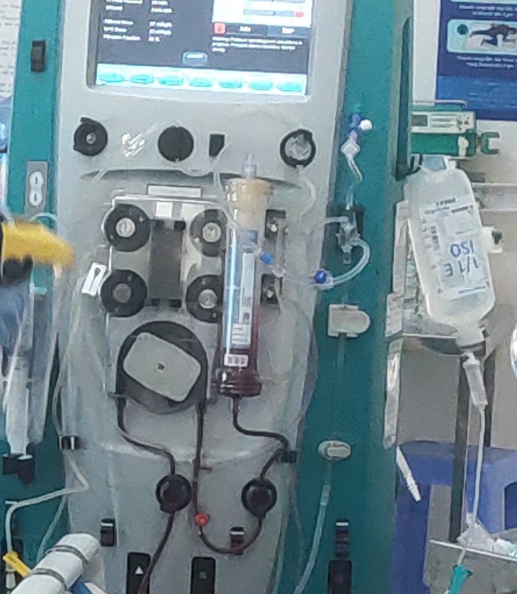 Bệnh viện tuyến tỉnh sẵn sàng "tách đôi" điều trị tốt cho bệnh nhân COVID-19 - Ảnh 4. Bệnh viện tuyến tỉnh sẵn sàng "tách đôi" điều trị tốt cho bệnh nhân COVID-19 - Ảnh 4.