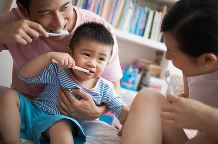 Lý do khiến trẻ bị nhiệt miệng và cách khắc phục- Ảnh 1.