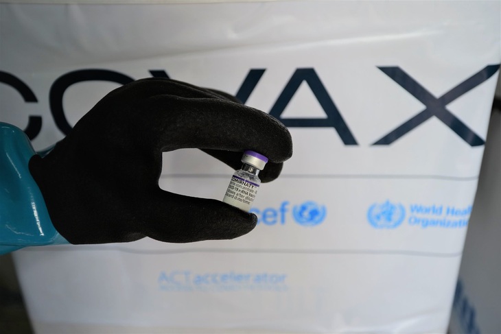 Chiều 9/11: Gần 3 triệu liều vaccine phòng COVID-19 Pfizer, Moderna về Việt Nam; nhiều tỉnh tiếp tục tăng F0 trong cộng đồng
- Ảnh 1. Chiều 9/11: Gần 3 triệu liều vaccine phòng COVID-19 Pfizer, Moderna về Việt Nam; nhiều tỉnh tiếp tục tăng F0 trong cộng đồng
- Ảnh 1.