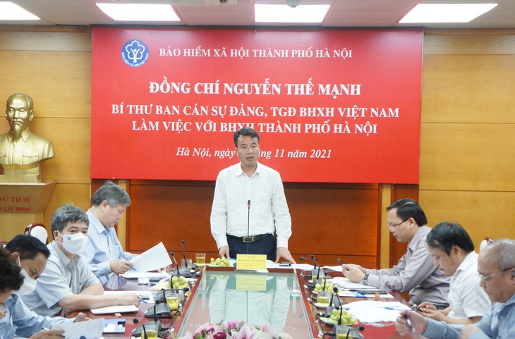 Dịch COVID-19: Hơn 10 triệu người lao động đã được hưởng hỗ trợ từ Quỹ bảo hiểm thất nghiệp - Ảnh 1. Dịch COVID-19: Hơn 10 triệu người lao động đã được hưởng hỗ trợ từ Quỹ bảo hiểm thất nghiệp - Ảnh 1.