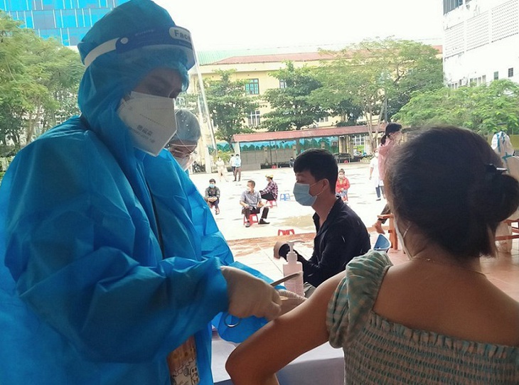Chiều 14/11: Việt Nam sắp cán mốc tiêm 100 triệu liều vaccine phòng COVID-19; Tây Ninh thêm 703 F0 - Ảnh 1. Chiều 14/11: Việt Nam sắp cán mốc tiêm 100 triệu liều vaccine phòng COVID-19; Tây Ninh thêm 703 F0 - Ảnh 1.