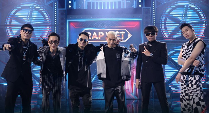 Rap Việt trở lại nhạt nhòa, nhiều 'phốt' - Ảnh 2.