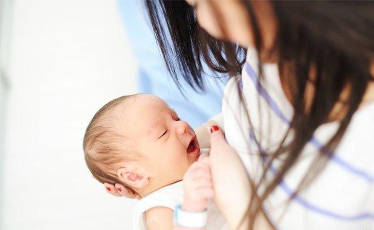 Cùng MOMLAND gọi sữa về cho mẹ sau sinh - Ảnh 1.