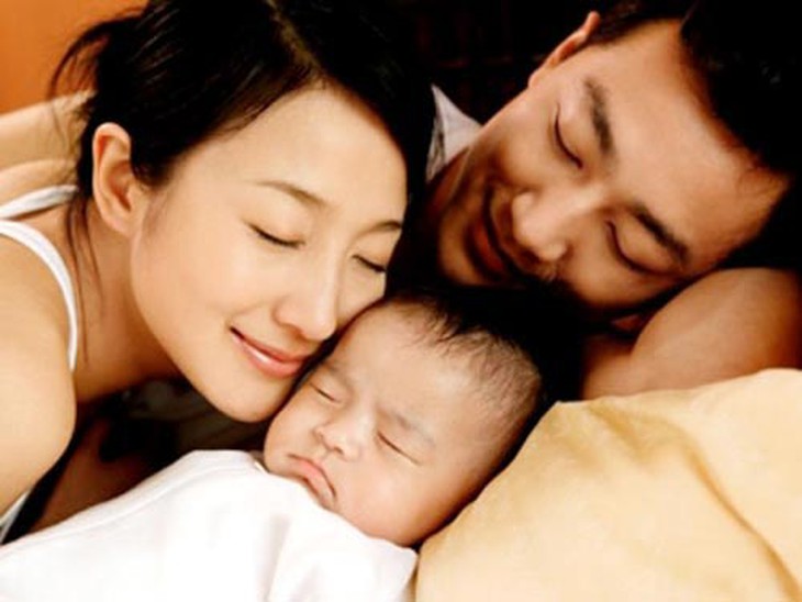 Kết hôn trước 30 tuổi ở vùng sinh thấp góp phần tăng tỷ suất sinh - Ảnh 1. Kết hôn trước 30 tuổi ở vùng sinh thấp góp phần tăng tỷ suất sinh - Ảnh 1.