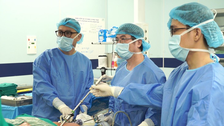 Phẫu thuật nội soi kết hợp điều trị đa mô thức - "khắc tinh" của ung thư thực quản - Ảnh 1. Phẫu thuật nội soi kết hợp điều trị đa mô thức - "khắc tinh" của ung thư thực quản - Ảnh 1.