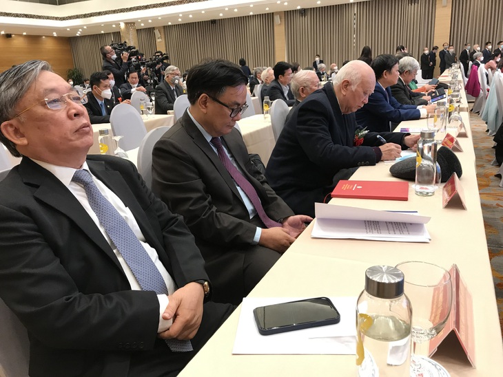 Tổng hội Y học Việt Nam nhận Huân chương Lao động Hạng nhì và tôn vinh 87 trí thức tiêu biểu ngành Y năm 2021 - Ảnh 20. Tổng hội Y học Việt Nam nhận Huân chương Lao động Hạng nhì và tôn vinh 87 trí thức tiêu biểu ngành Y năm 2021 - Ảnh 20.