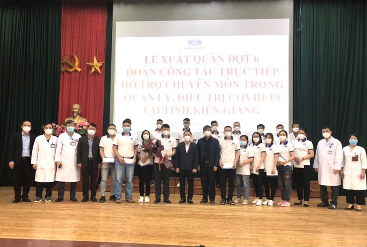 Lần thứ 6 xuất quân, chiến sĩ áo trắng Bệnh viện K vào Nam chống dịch COVID-19 quyết thắng mới về - Ảnh 1. Lần thứ 6 xuất quân, chiến sĩ áo trắng Bệnh viện K vào Nam chống dịch COVID-19 quyết thắng mới về - Ảnh 1.