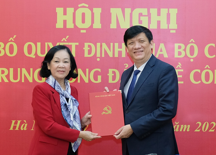 Bộ trưởng Bộ Y tế Nguyễn Thanh Long làm Trưởng Ban Bảo vệ, chăm sóc sức khỏe cán bộ Trung ương - Ảnh 1. Bộ trưởng Bộ Y tế Nguyễn Thanh Long làm Trưởng Ban Bảo vệ, chăm sóc sức khỏe cán bộ Trung ương - Ảnh 1.