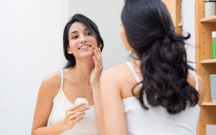 Mẹo nhận biết kem dưỡng ẩm sạch và an toàn