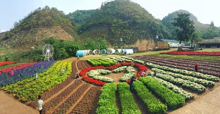 Ghi nhận 46 F0, 700 F1 tại điểm du lịch nổi tiếng Tây Bắc - Ảnh 1. Ghi nhận 46 F0, 700 F1 tại điểm du lịch nổi tiếng Tây Bắc - Ảnh 1.