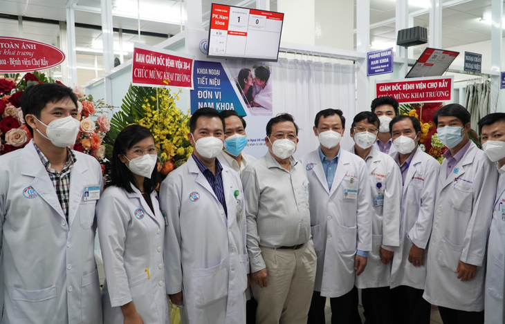 Bệnh viện Chợ Rẫy đưa vào hoạt động “phòng khám đặc biệt” dành cho nam giới  - Ảnh 1.
