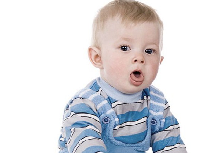 Trẻ bị ho, có cần uống kháng sinh? - Ảnh 1. Trẻ bị ho, có cần uống kháng sinh? - Ảnh 1.