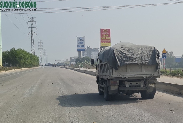 Giữa cao điểm bảo đảm an ninh trật tự, xe quá tải vẫn ‘lộng hành’ ở Hà Nam - Ảnh 11. Giữa cao điểm bảo đảm an ninh trật tự, xe quá tải vẫn ‘lộng hành’ ở Hà Nam - Ảnh 11.