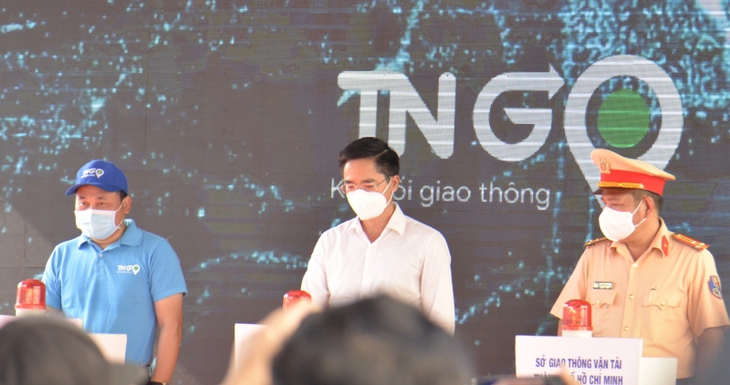 Chính thức khai trương 500 xe đạp công cộng phục vụ người dân và du khách tại TP. HCM - Ảnh 3.