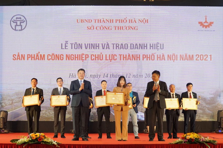 Metacare được vinh danh trong "Sản phẩm công nghiệp chủ lực TP. Hà Nội 2021" - Ảnh 1. Metacare được vinh danh trong "Sản phẩm công nghiệp chủ lực TP. Hà Nội 2021" - Ảnh 1.