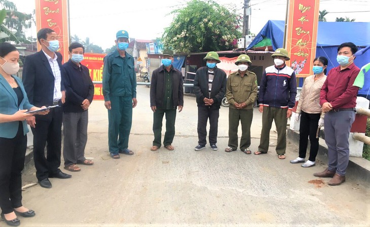 Hải Phòng: Dỡ bỏ các Chốt kiểm soát dịch COVID-19 tại huyện Tiên Lãng, quản lý, điều trị F0, F1 - Ảnh 1. Hải Phòng: Dỡ bỏ các Chốt kiểm soát dịch COVID-19 tại huyện Tiên Lãng, quản lý, điều trị F0, F1 - Ảnh 1.