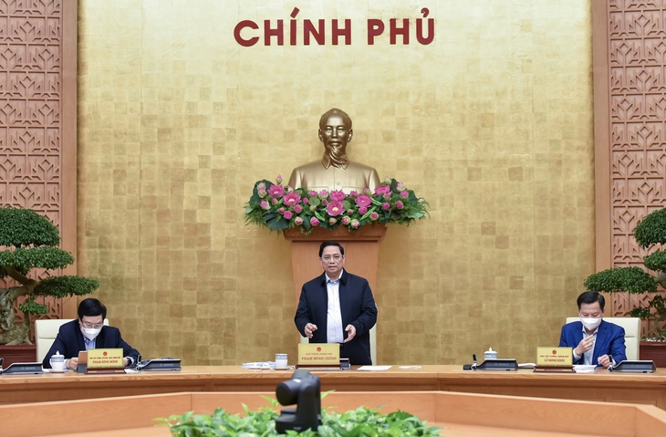 Thủ tướng: Dịch được kiểm soát, tác động tích cực tới phục hồi và phát triển kinh tế - xã hội - Ảnh 2.